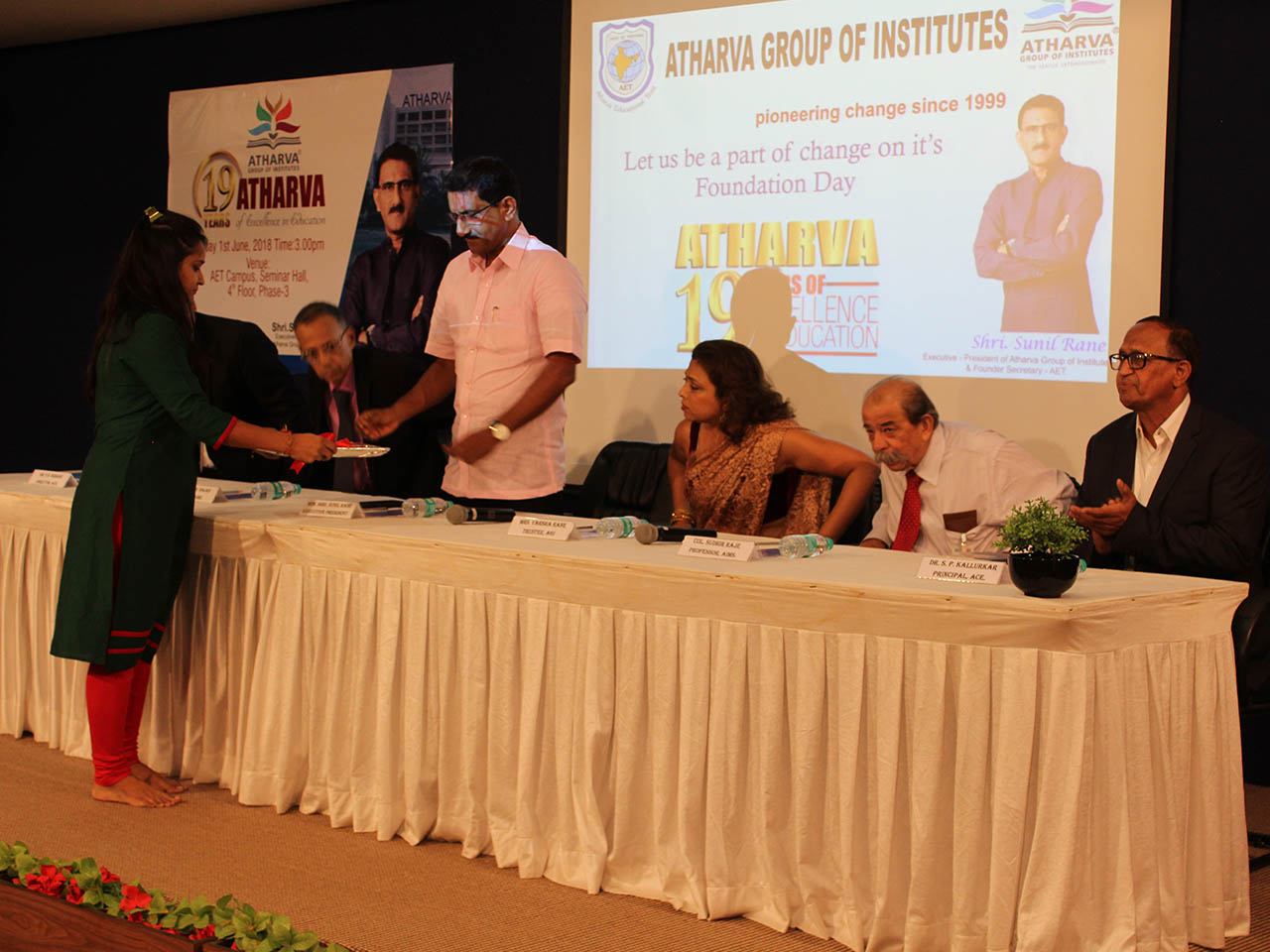 20th-year-of-excellence-05