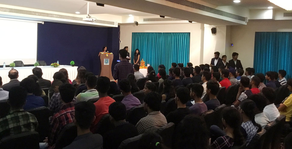 welcomes_&_congratulates_to_FE_Students-3